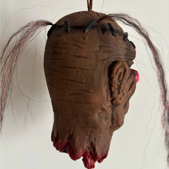 Spirit Halloween shrunken head hangging decoration - Picture 3 of 16